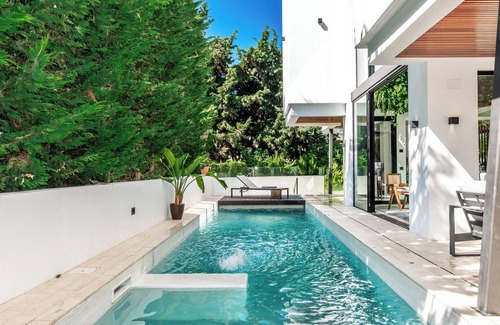 Golden Mile Villa | All About Villa Sorolla