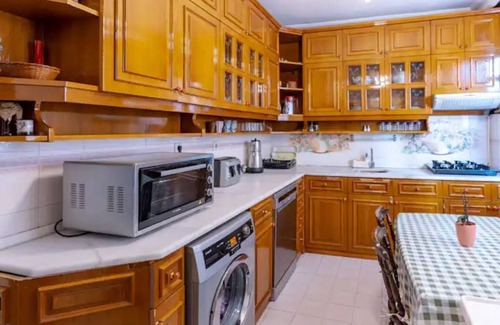 Sisli Apartment | All air conditioned & Heated 3 bedrooms Flat in the City.