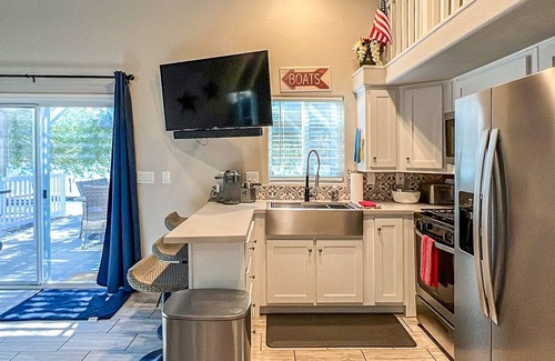 Parker Dam House | All-American Escape, Riverfront! River Lodge- WB3