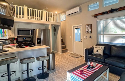 Parker Dam House | All-American Escape, Riverfront! River Lodge- WB3