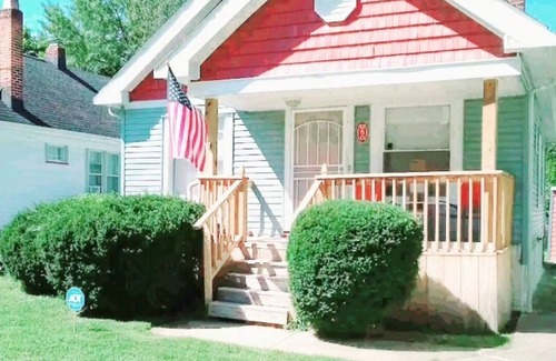 Cleveland House | *All-American Home Minutes From Case/UH/Cle Clinic