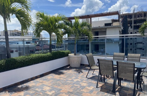 Sarasota Apartment | All city attractions near by