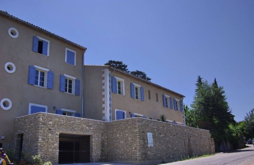 Bonnieux Apartment | ALL COMFORT, modern, NICE TERRACE, BEAUTIFUL VIEW of MONT VENTOUX