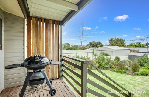 Goolwa Beach House | All Decked Out Goolwa Beach Pet Friendly