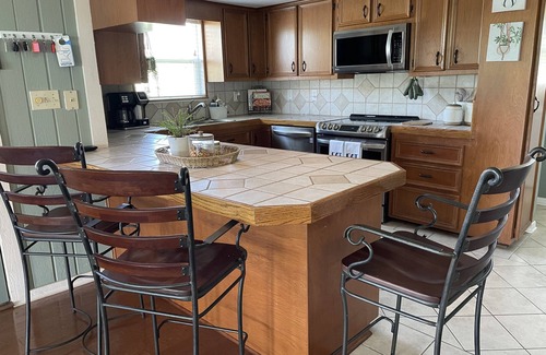Coldspring House | All Decked Out on Beautiful Lake Livingston