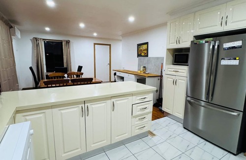 Mill Park House | All Ensuite Bedrooms for Ultimate Comfort-Mill Park