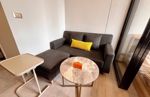 Rama 9 Apartment | All-Inclusive High Floor Studio w/Balcony, Pool & Gym, MRT 200m Away