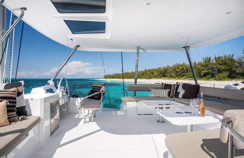 Staniel Cay Boat Rental | All inclusive Luxury Sailing Charter Catamaran With Crew 4 bedrooms 8 guests.