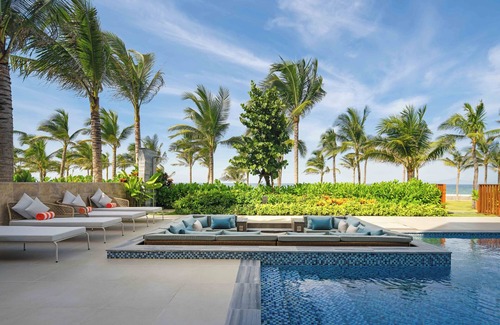 Dien Ban Villa | All-inclusive Luxury Beachfront Villa nearby Golf Courses