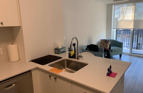 Waterloo Condo | All inclusive unit with free parking near University of Waterloo