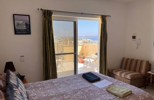 Ghajnsielem House | All Nations Holiday Home