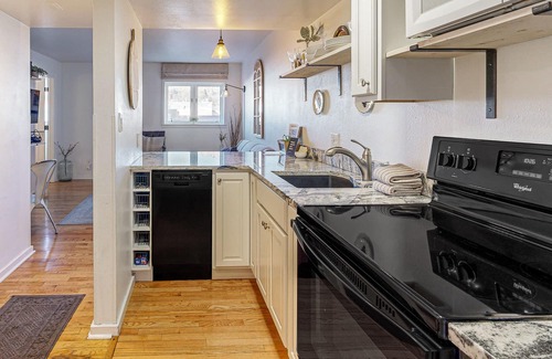 Historic Downtown Durango Condo | All new historic charmer in heart of Durango