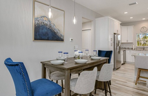 Port Malabar House | All new, lovely, spacious 3bd/2bth unit sleeps 8!