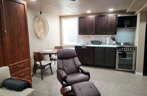 Mason City Apartment | ALL New studio apartment across from Mercy Hospital