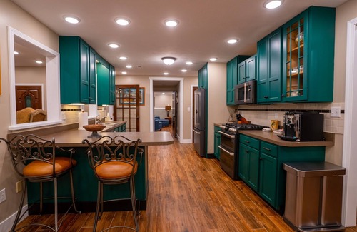 Carbondale House | All Pine Manor Estates Properties Now Open for Thanksgiving!