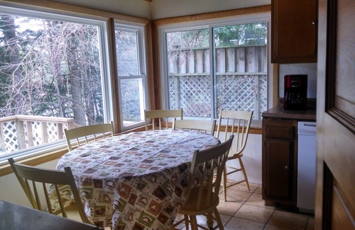 Lake Luzerne-Hadley Cottage | All Season Adirondack Rental