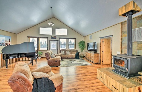 Bonners Ferry House | All-Season Bonners Ferry Home with Views