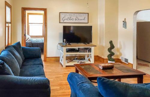 Grand Haven House | All-Season Grand Haven Getaway with Deck!