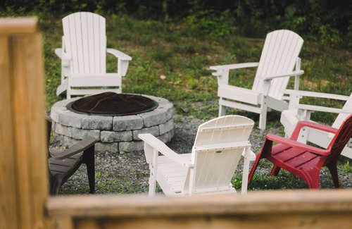 Huntsville Cottage | All Season Muskoka Cottage 10 mins to Huntsville with HotTub*Sauna*Kayaks*Game