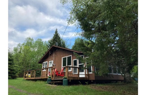 Whiteshell House | All season retreat at Star Lake, Whiteshell
