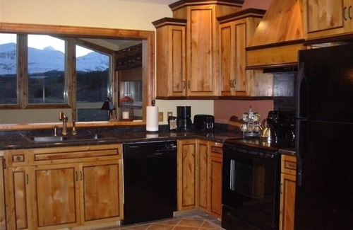 East Glacier Park Condo | All-Season Vacation Getaway with Stunning Views!