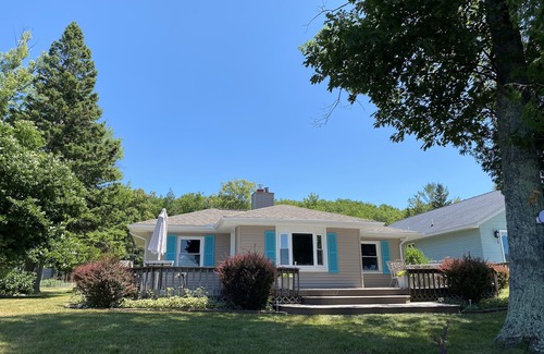Spruce House | All-Season Waterfront Home on SE Hubbard Lake!