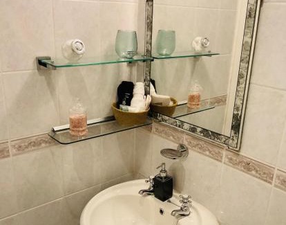 Weston-super-Mare Bed & Breakfast | All Seasons Bed & Breakfast - Adults Only