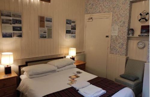 Douglas House | All Seasons Guesthouse