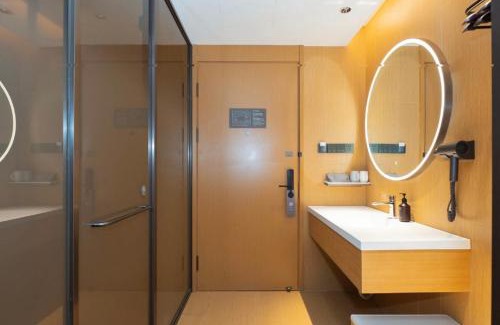 Pudong Hotel | All Seasons Hotel Chongxi Road, Shanghai International Tourism Hotel - Near Shanghai Disney