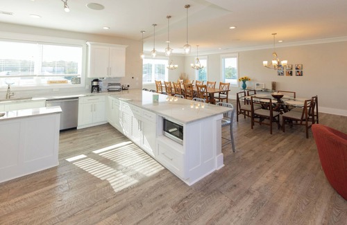 Sandbridge House | All Shell Be Well - 8 bedrooms with ocean views and private pool