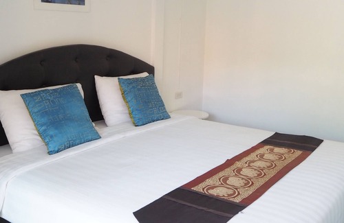 Phru Thai Hotel | All Times Bungalows