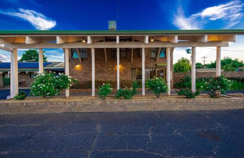 Coonabarabran Hotel | All Travellers Motor Inn