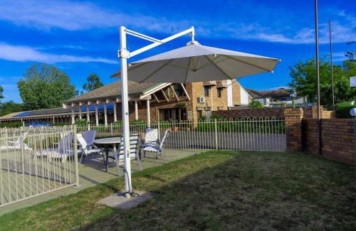 Coonabarabran Hotel | All Travellers Motor Inn