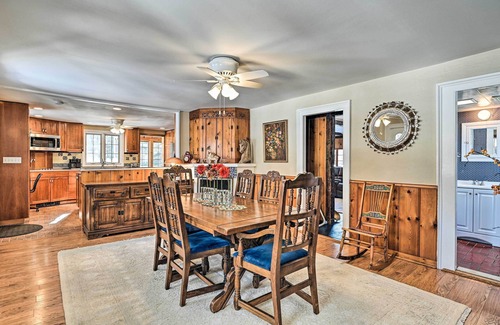 Town of Conesville House | All Year-Round Retreat Near Windham Mountain