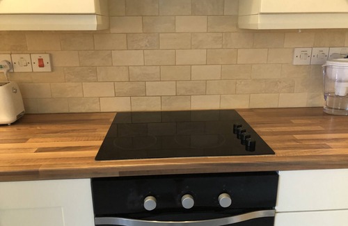 Wareham Bed & Breakfast | All yours Bright & airy cosy 1 bedroom apartment situated in its own woodland