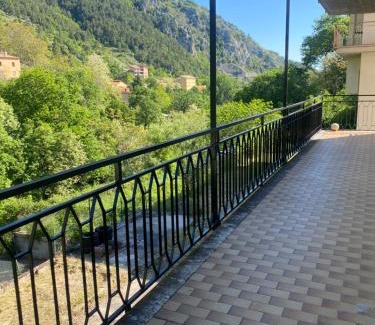 Roccamandolfi House | Alla Casamé