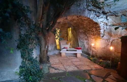 Male Bed & Breakfast | Alla Curva di Elia Manzoni