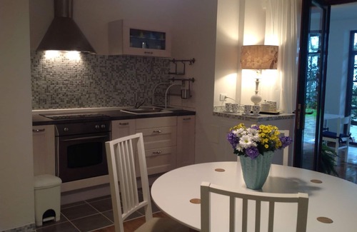 Viverone House | Alla Ghigliotta holiday home