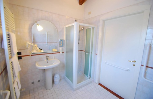 Bazzano Hotel | Alla Rocca Hotel