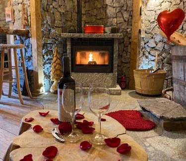 Piazzatorre Cabin | ALLA STALLA Suite & Chalet