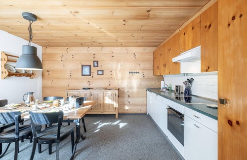 Engadin Scoul Apartment | Allegra und Herzlich Willkommen in der Ferienwohnung Chasa Val Parterre