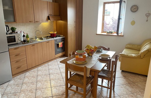Ville d'Anaunia Apartment | Allegrini Apartments, cozy apartment on the second floor