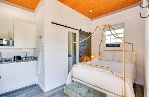 Lucas Apartment | Allen Studio Near Hiking & Kayaking: 5 Mi to Dtwn!