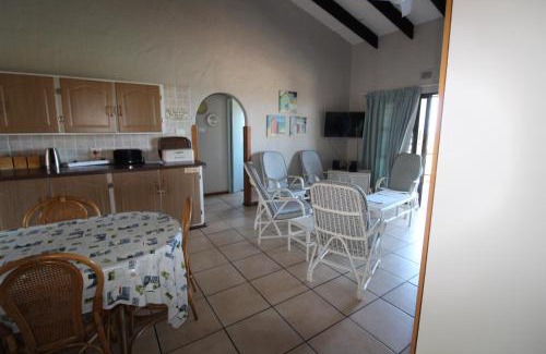 Manaba Beach Apartment | Allesreg Chalet B2