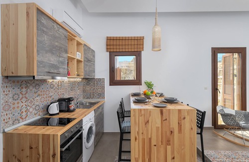 Rhodes Old Town Apartment | Alley 7