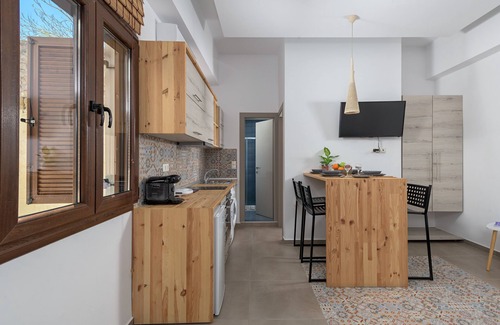 Rhodes Old Town Apartment | Alley 7