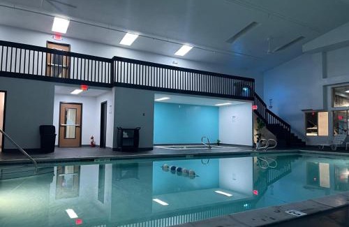 Alliance Hotel | Alliance Hotel & Suites, a Howard Johnson by Wyndham