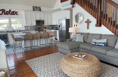 Alligator Point House | Alligator Point Bayfront Home with Gorgeous Sunset Views