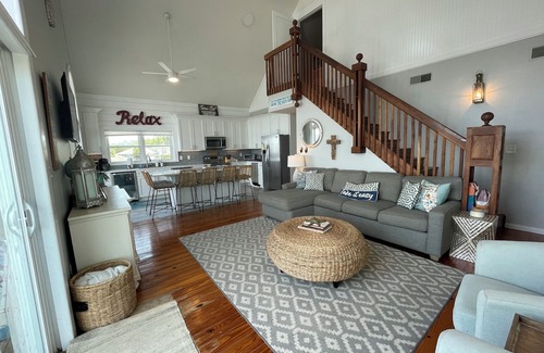 Alligator Point House | Alligator Point Bayfront Home with Gorgeous Sunset Views
