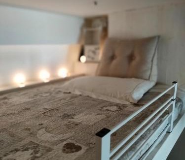 Altavilla Milicia Apartment | Alloggio incantevole/bedsitting-room